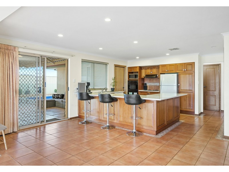 21137 Sturt Highway, Paringa SA 5340