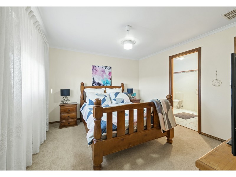 21137 Sturt Highway, Paringa SA 5340