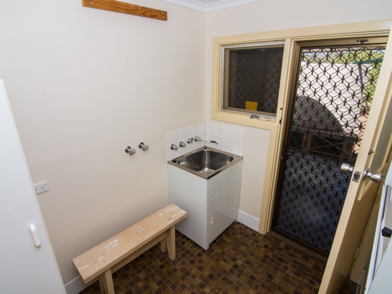 12 Roberts Street, Berri SA 5343