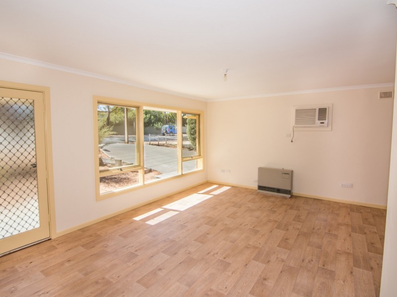 12 Roberts Street, Berri SA 5343