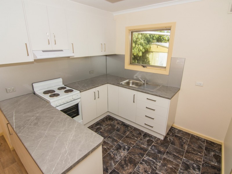 12 Roberts Street, Berri SA 5343