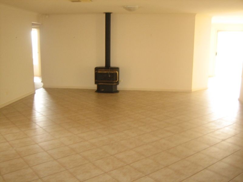 1 Huckstepp Court, Berri SA 5343