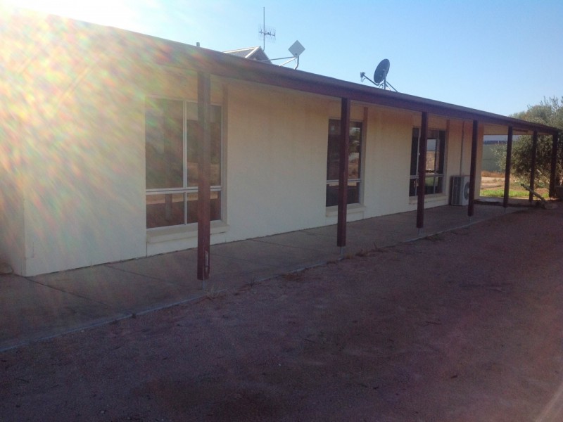 21132 Sturt Highway, Paringa SA 5340