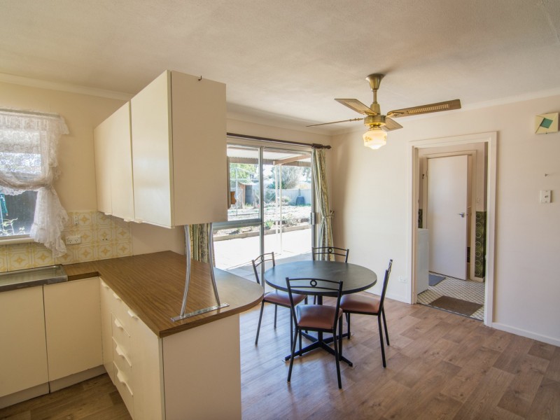 7 Dennis Street, Berri SA 5343