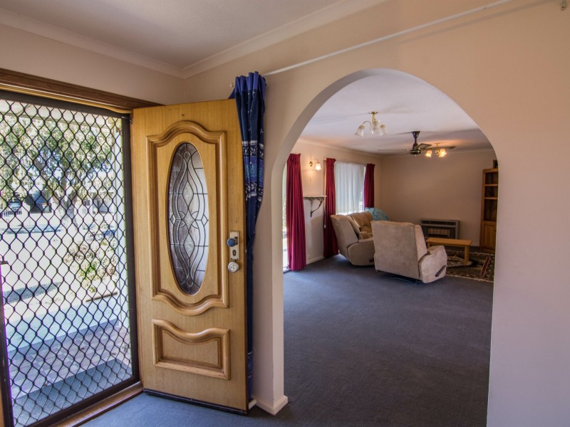7 Dennis Street, Berri SA 5343