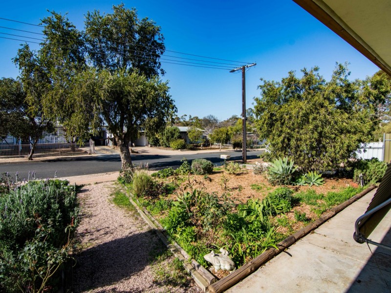 7 Dennis Street, Berri SA 5343