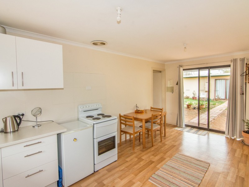 12 Matruh Street, Loxton North SA 5333