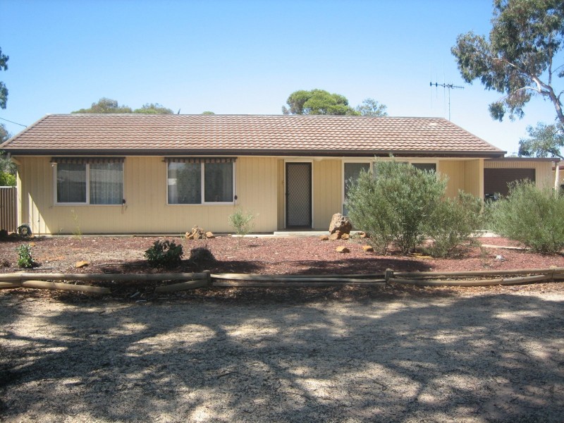 10 Cooper Street, Berri SA 5343