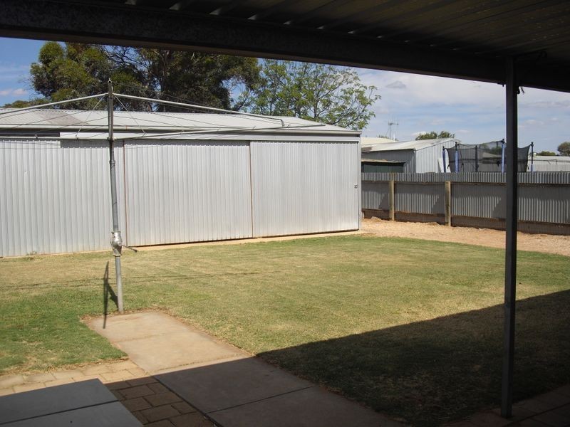 10 Cooper Street, Berri SA 5343