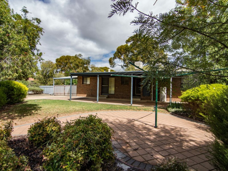 15 Spriggs Street, Berri SA 5343