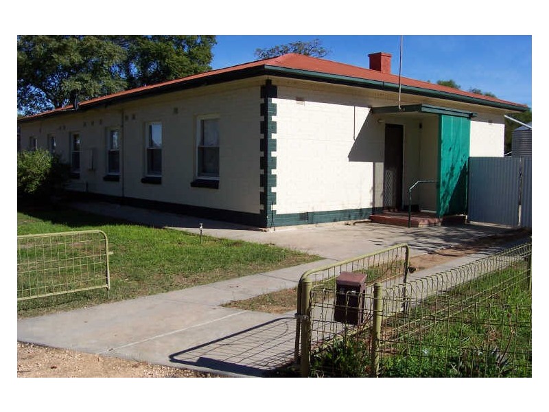 20 Trenamen Crescent, Berri SA 5343