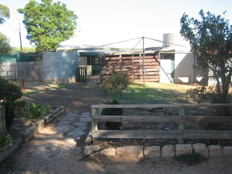 Pomroy Avenue, Lyrup SA 5343