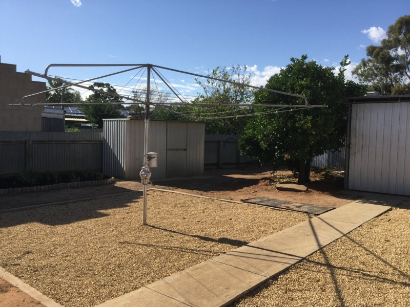 24 Mahoney Street, Berri SA 5343