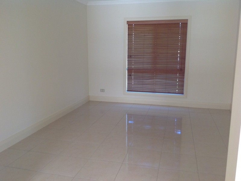 4 Tregenza Avenue, Berri SA 5343
