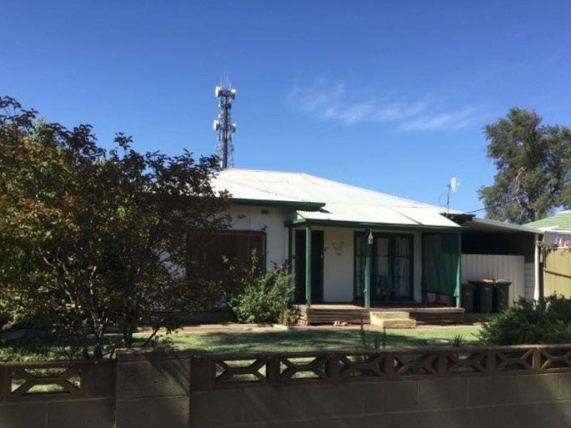 4 Coombe Street, Berri SA 5343