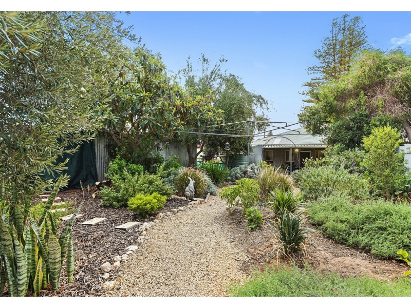 27 Bice Street, Barmera SA 5345