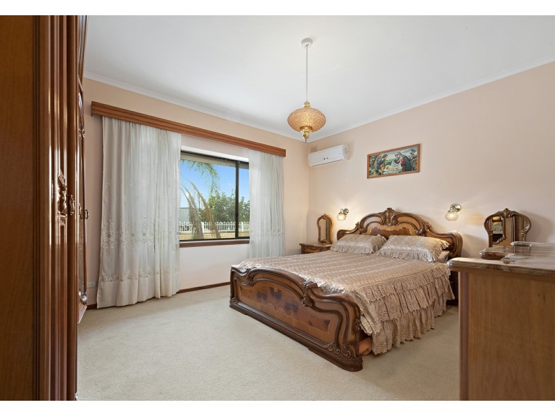 12 Loveday Road, Cobdogla SA 5346