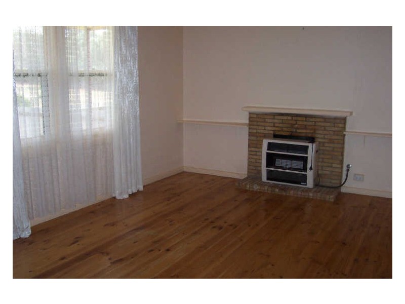 4 Gogel Road, Moorook SA 5332