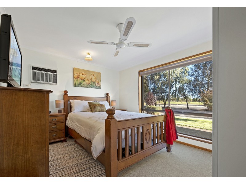 23 Luther Road, Loxton SA 5333