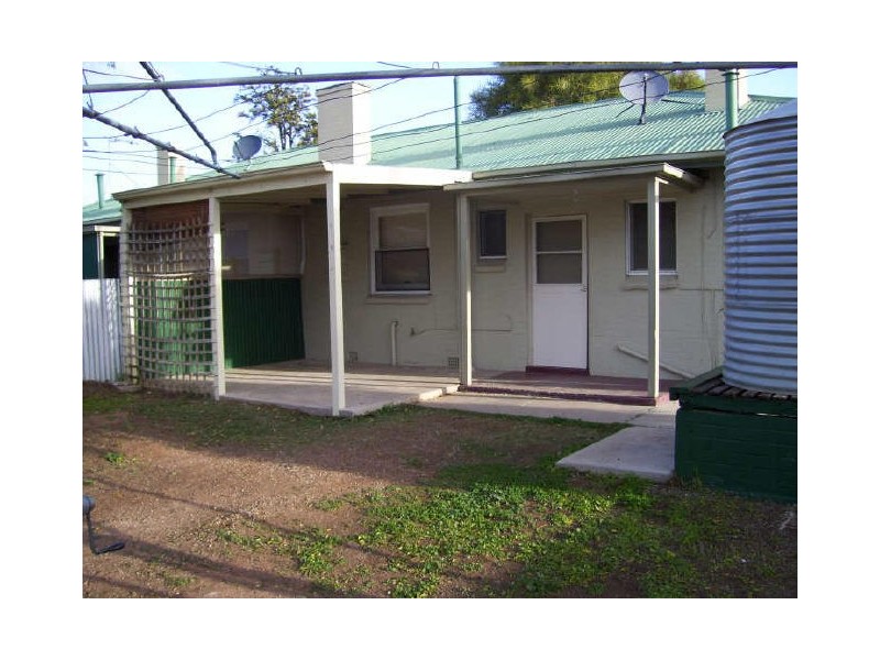 16 Ruston Street, Renmark SA 5341