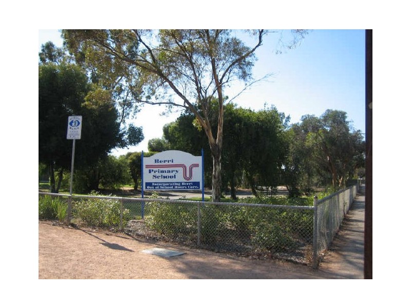 21 Guy Street, Berri SA 5343