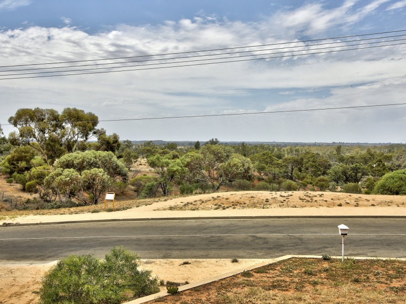 5 Thiele Avenue, Loxton SA 5333