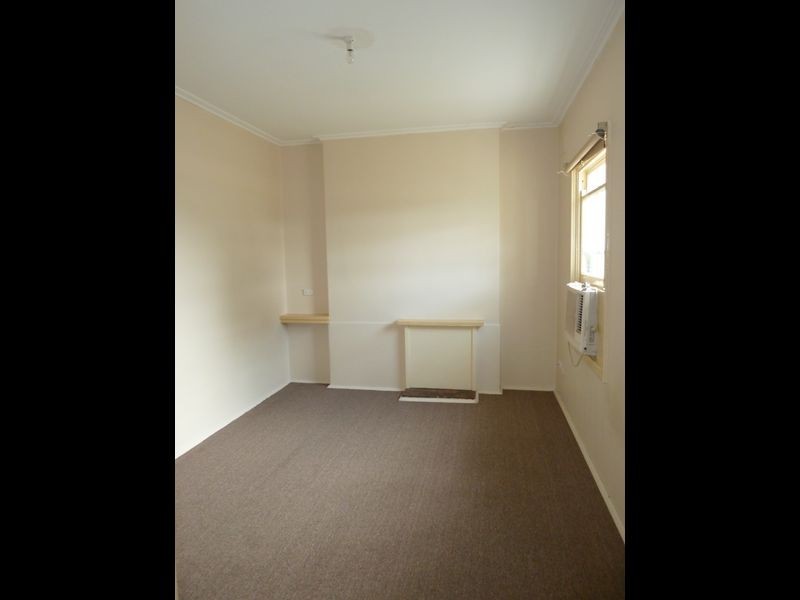 17 Trenamen Crescent, Berri SA 5343