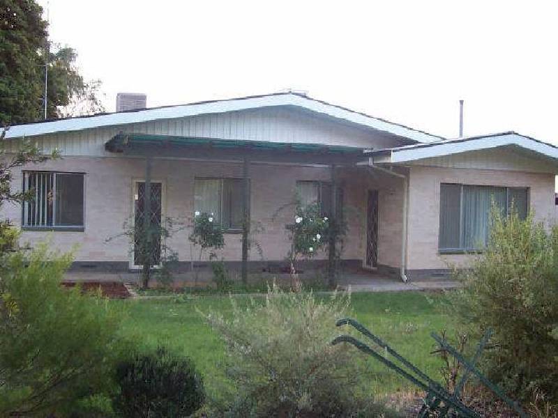 24 LAFFER STREET, Barmera SA 5345