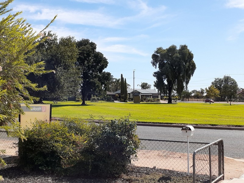 5 Coolibah Crescent, Renmark SA 5341
