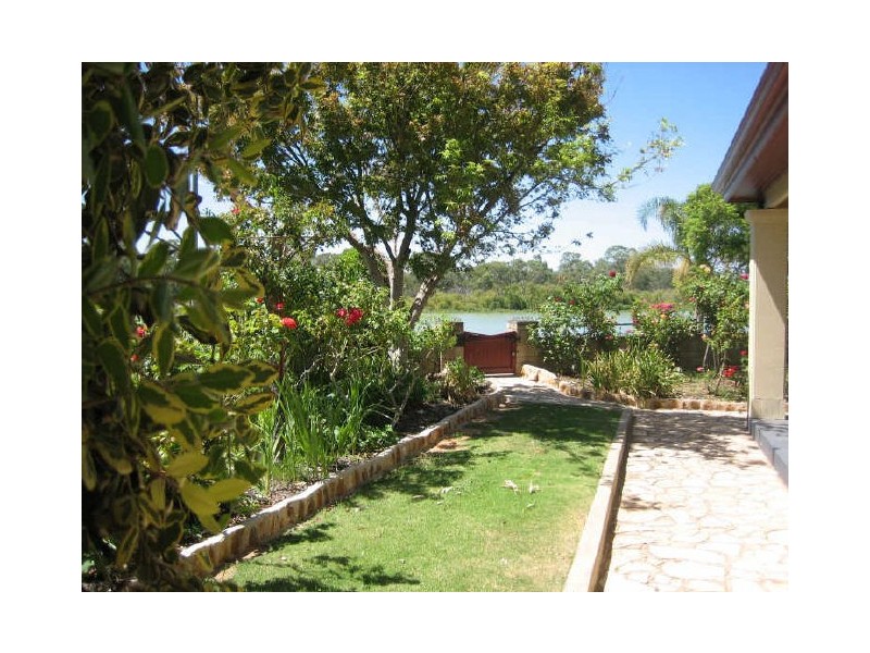 Corporation Lane, Renmark SA 5341