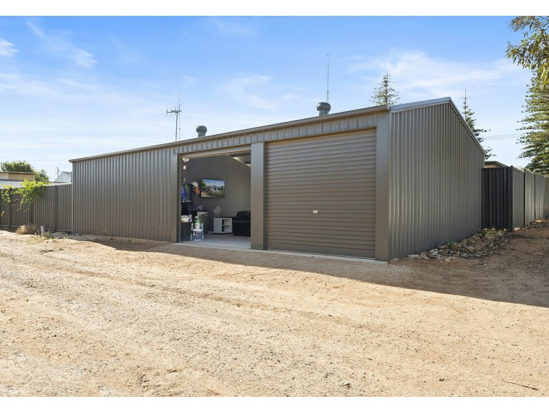 12 Wishart Street, Berri SA 5343