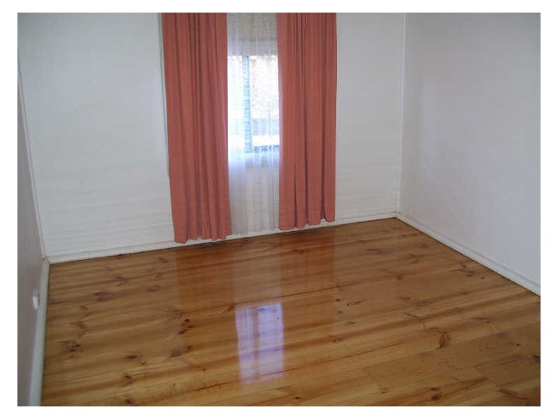 12 Farmer Street, Barmera SA 5345