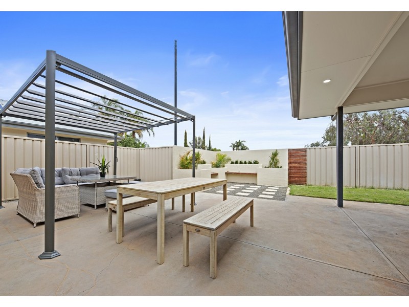 4 Railway Terrace, Renmark SA 5341