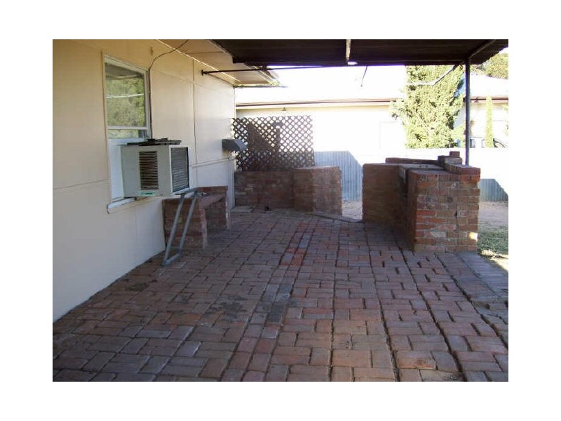 26 Gilbert Street, Berri SA 5343