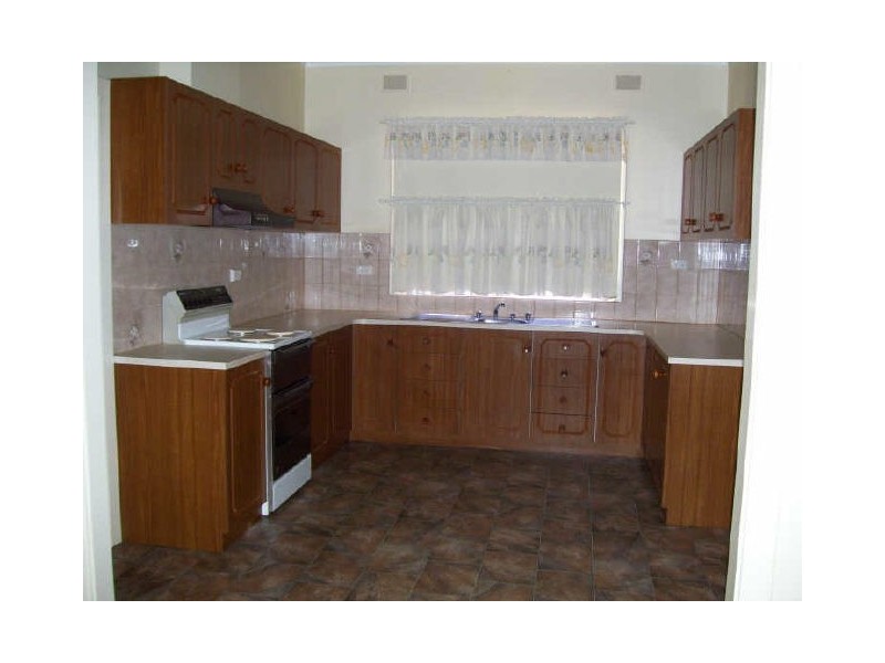 28 FOWLES STREET, Barmera SA 5345