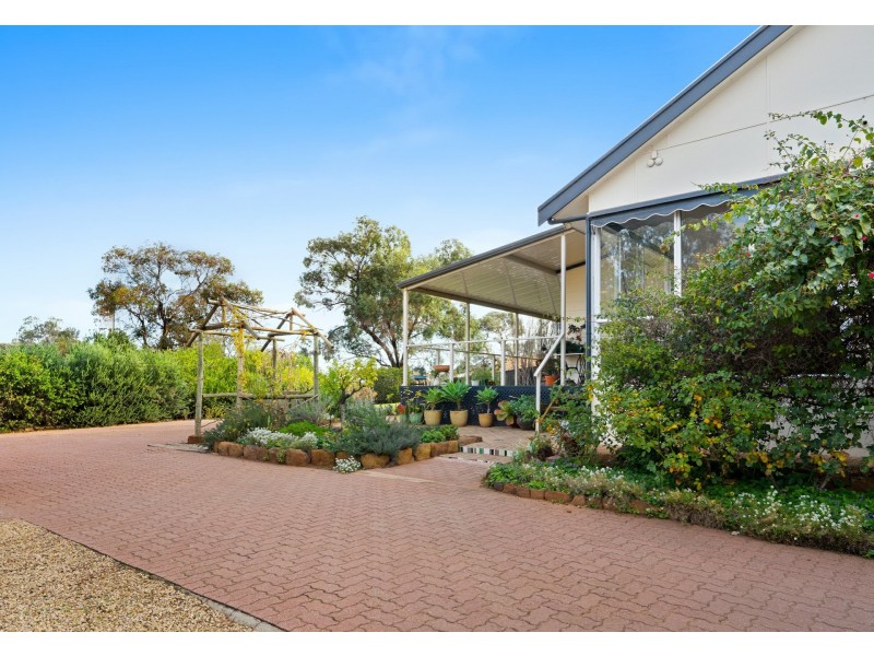 29 Old Sturt Highway, Berri SA 5343