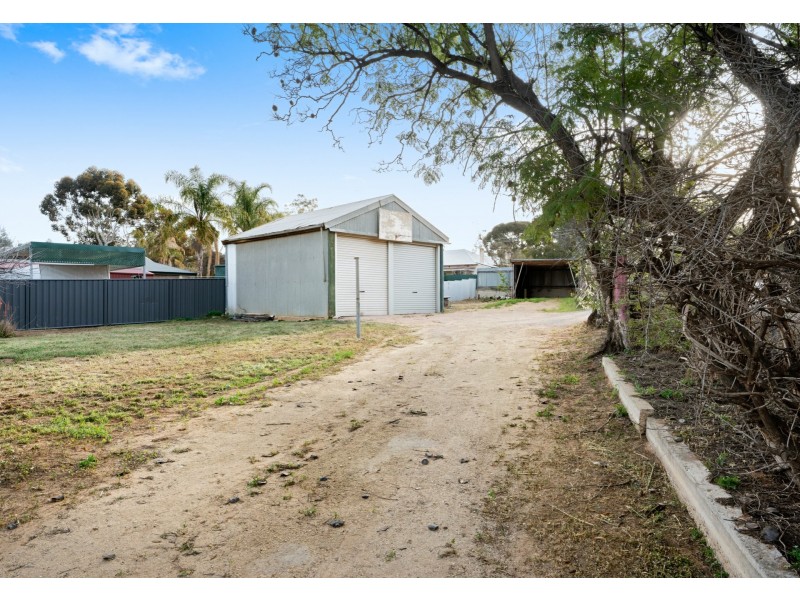 23 Kay Avenue, Berri SA 5343