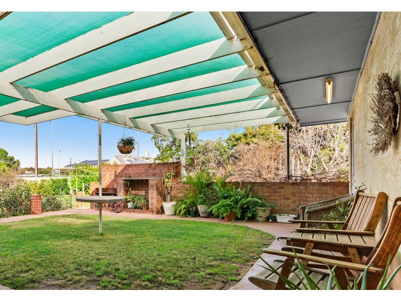 1 McMillan Street, Loxton SA 5333