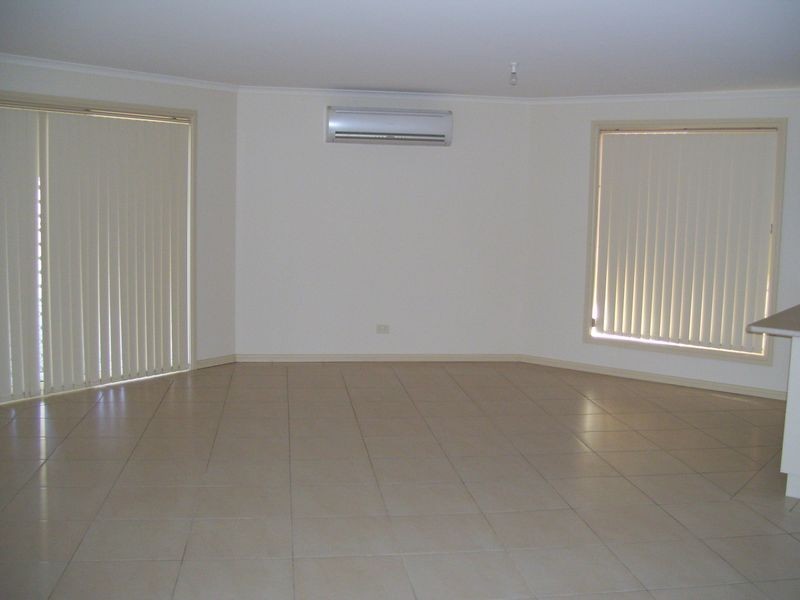 27 Mclean Street, Berri SA 5343