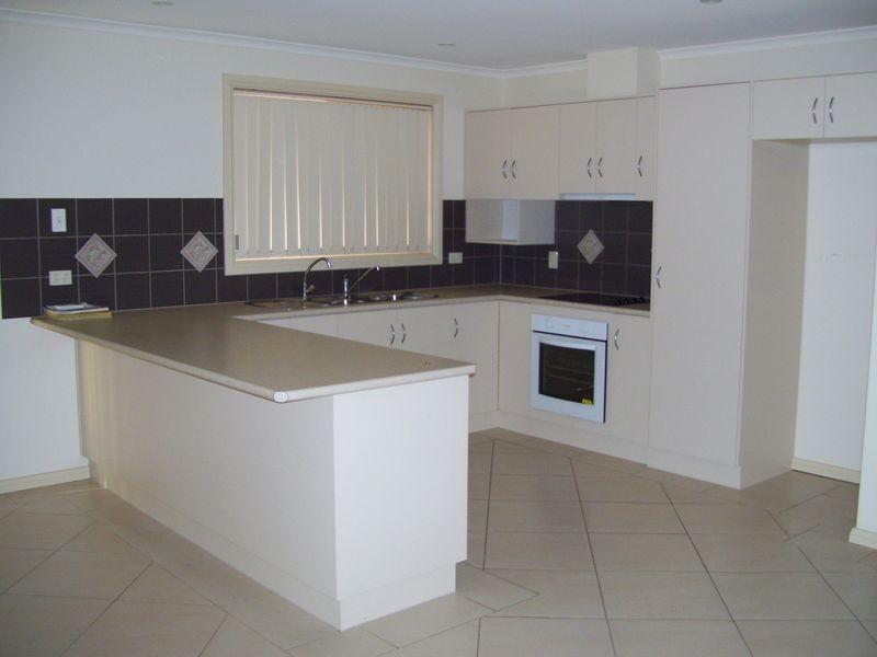 27 Mclean Street, Berri SA 5343