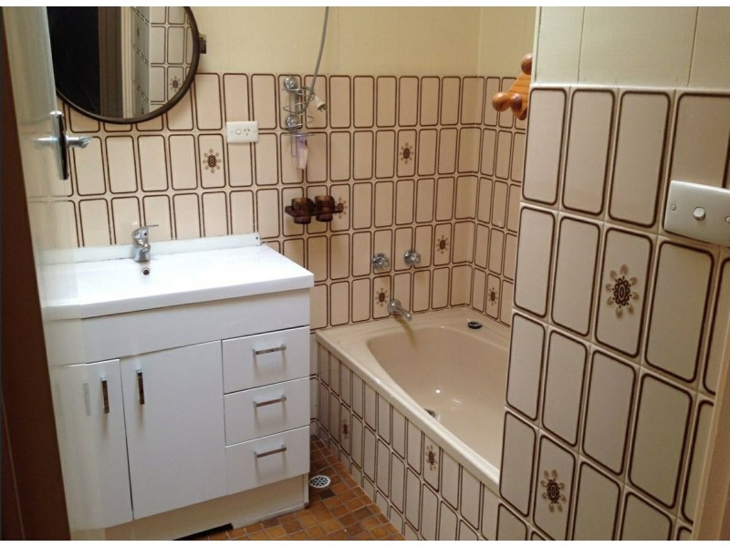 6 Roberts Street, Berri SA 5343