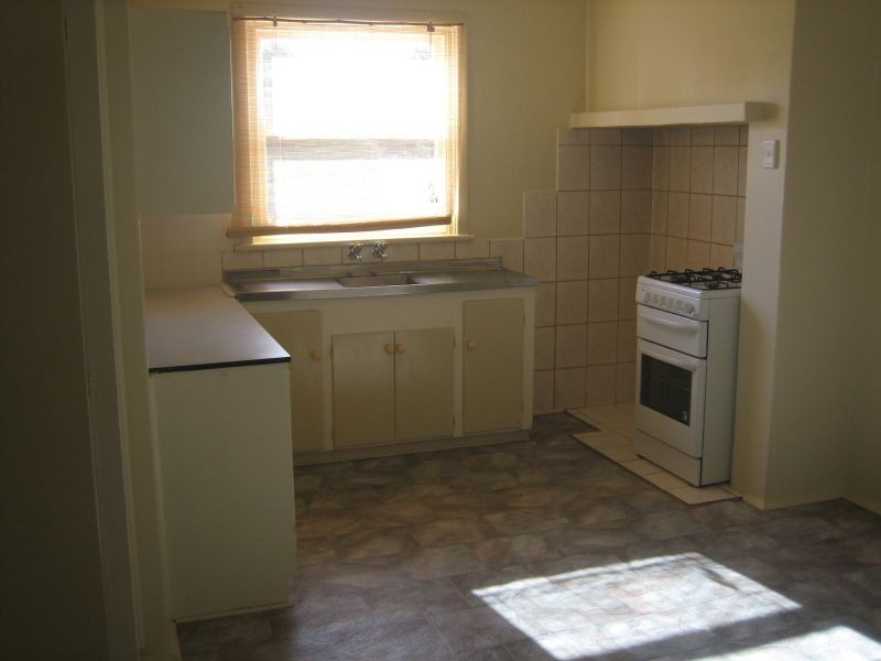 19 Trenaman Cres, Berri SA 5343