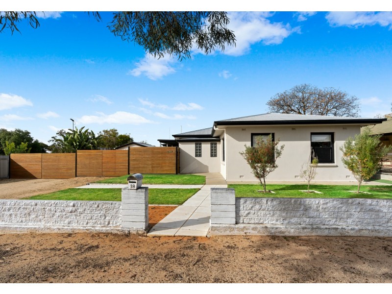 18 McIntosh Street, Loxton SA 5333