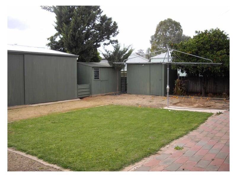 3 Waltham Street, Berri SA 5343