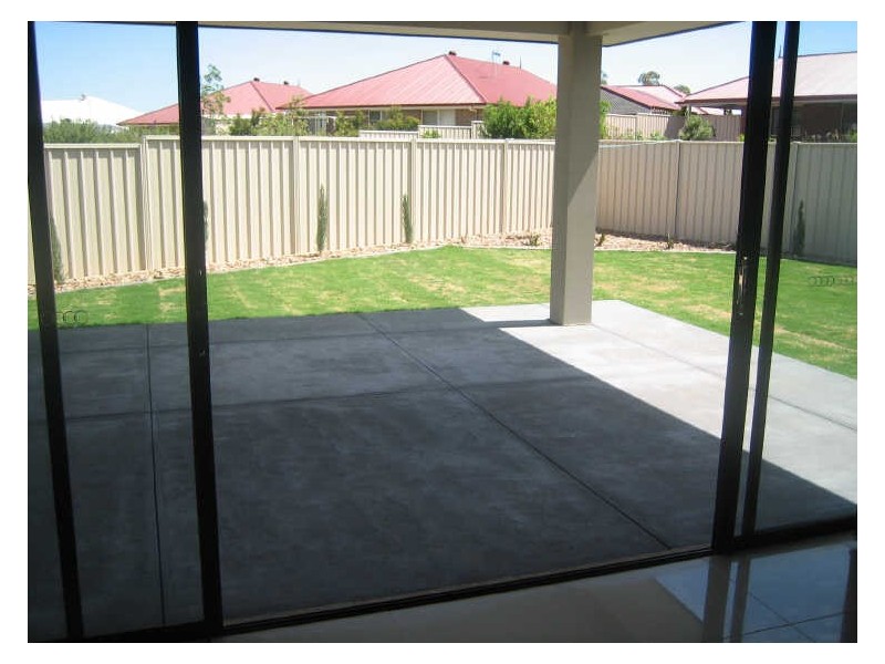 5 Affleck Court, Berri SA 5343