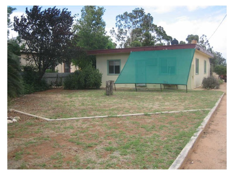 3 Third Street, Loxton SA 5333