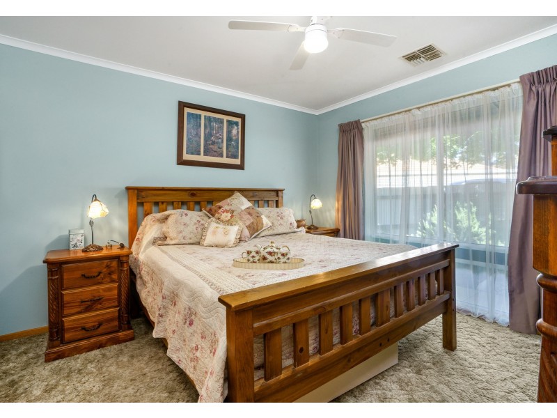 6 Busbridge Court, Loxton SA 5333