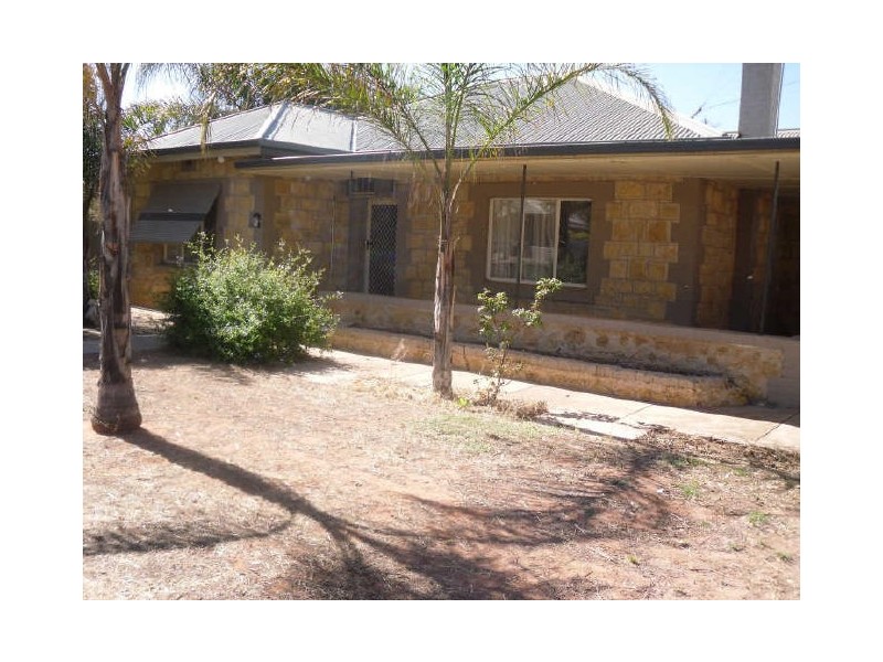 7 Farmer Street, Barmera SA 5345