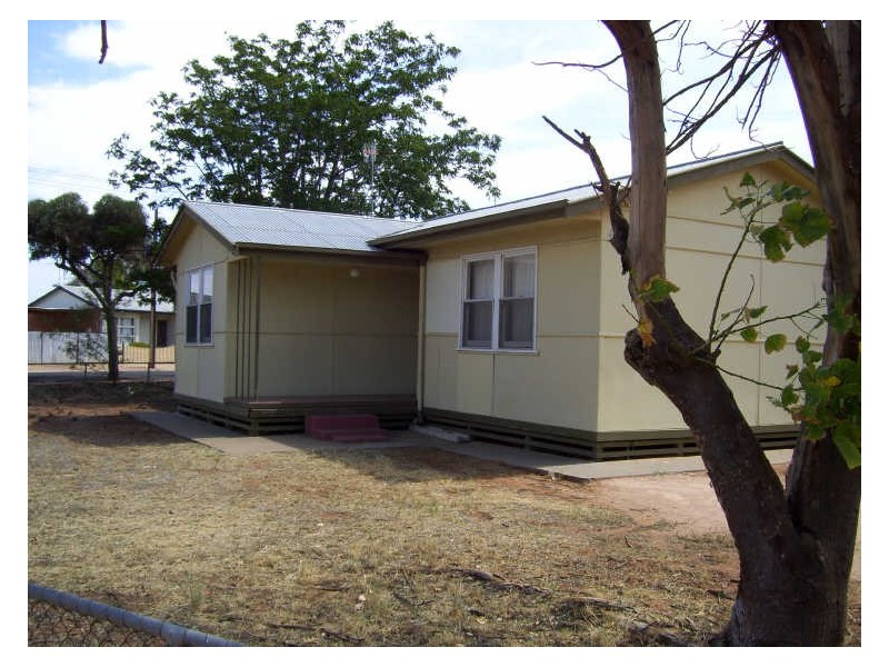 12 Mcgregor Street, Berri SA 5343