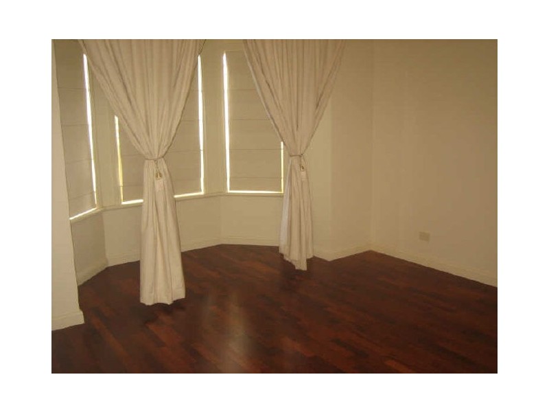 16 McLean Street, Berri SA 5343